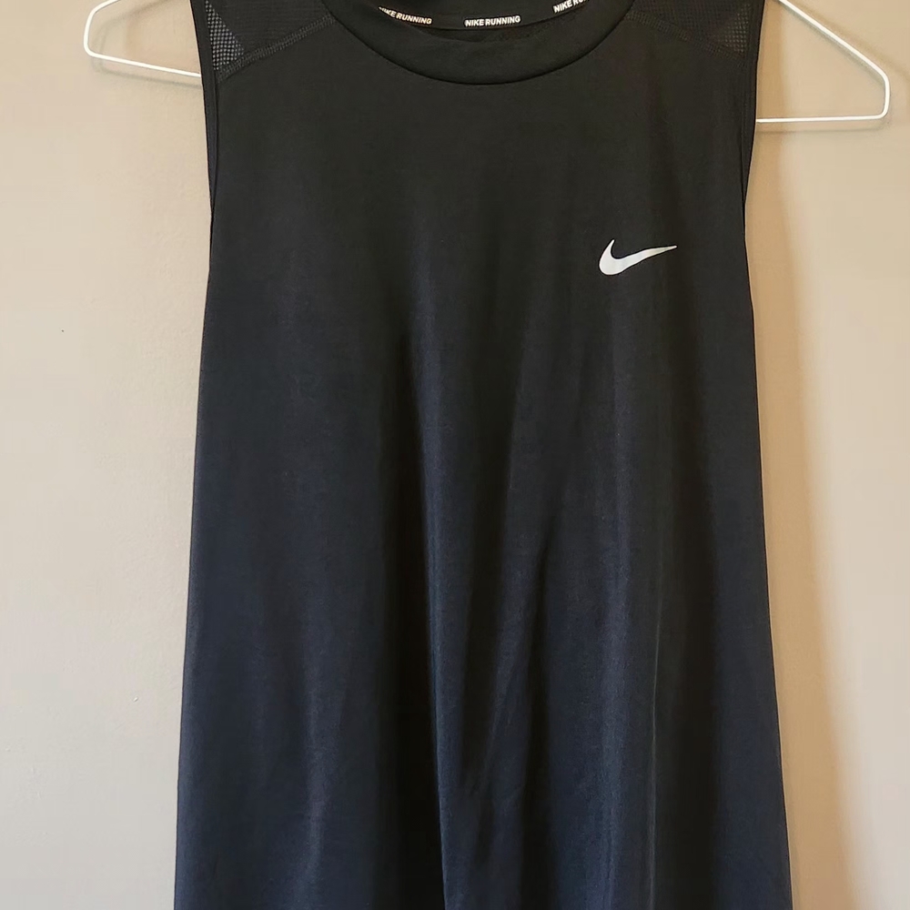 Nike Black Sleeveless Top